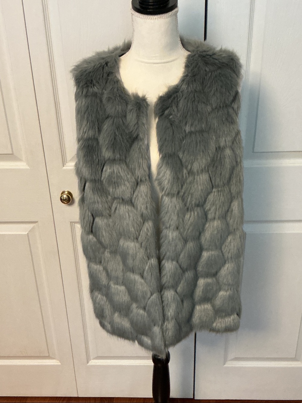 Sioni Gray Faux Fur Vest